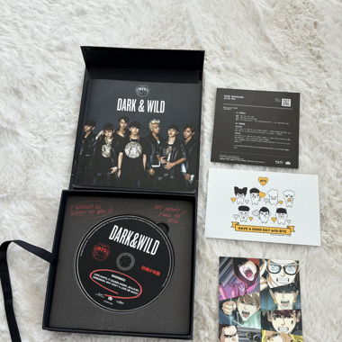 BTS-Dark&Wild Kpop