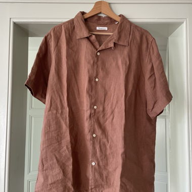 Camicia in lino a maniche corte (100%)