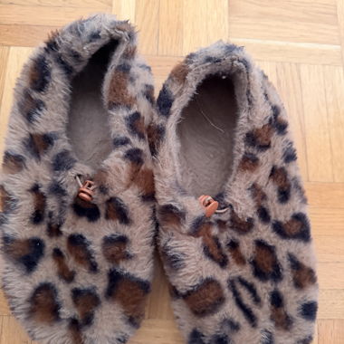 Leopard Hausschuhe Gr. 38/39