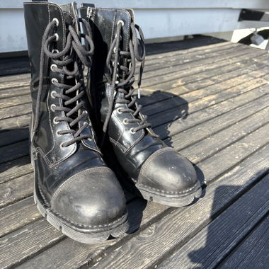 New Rock schwarze Leder-Schnürstiefel