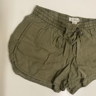 H&M Khaki shorts