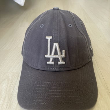 LA cap