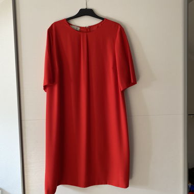 Abito corto rosso fluido