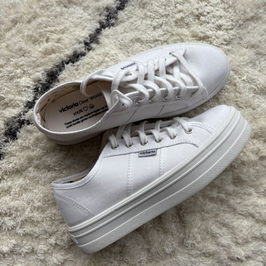 Sneakers Victoria basses
