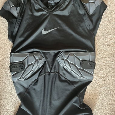 Top imbottito Nike Pro