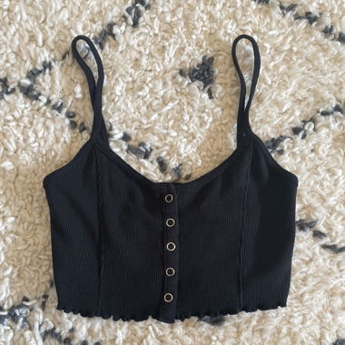 Croptop mit Knöpfen