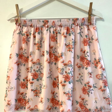 Rock mit Blumenmuster