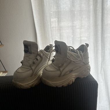 Sneakers platform Buffalo