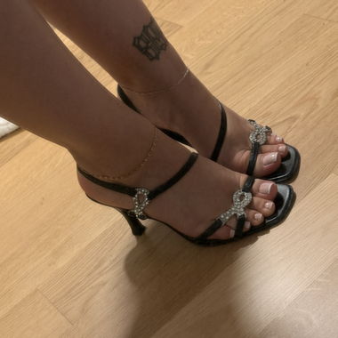 Vintage kitten heels