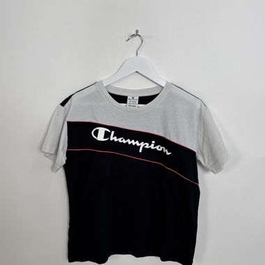 Black and white T-shirt