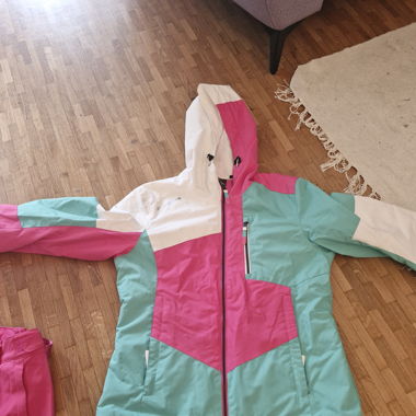 Ski jacket