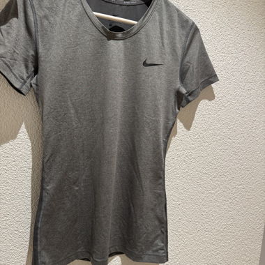 Grey Nike dry fit T-Shirt size medium