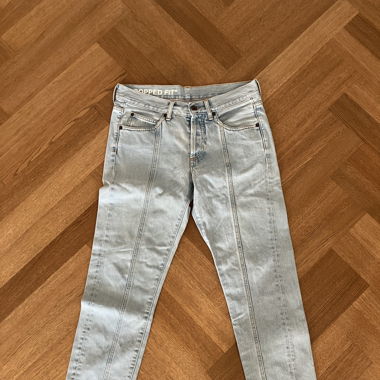 Jeans off white