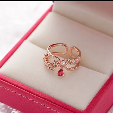 Beatiful ring red stone