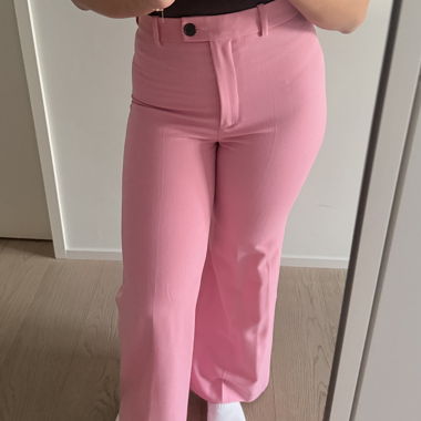 Pinke weite Hose