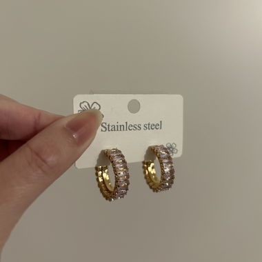 Hoop Earrings with zirconia gold plated