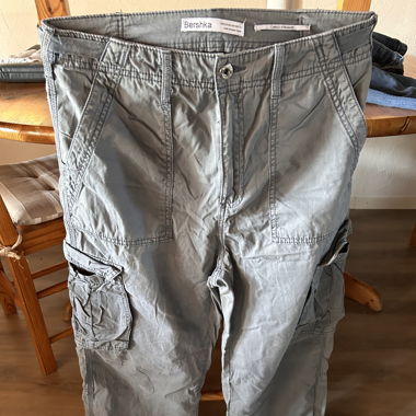 Cargo Bershka