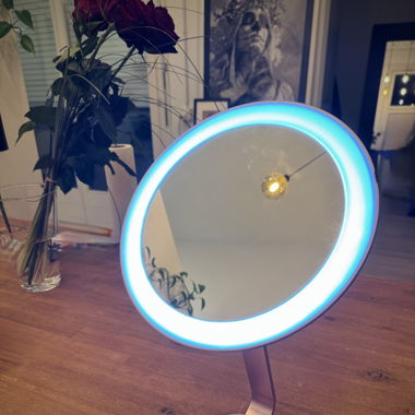 Make-Up Spiegel mit Licht