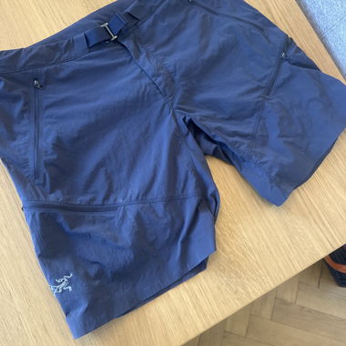 Pantaloncini outdoor Arc’teryx blu scuro