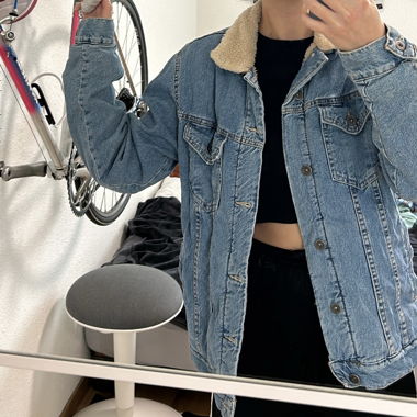 jeans jacket with fur