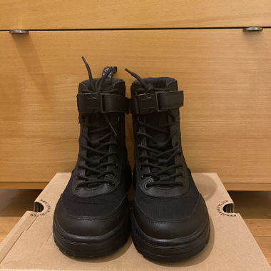 Dr. Martens combs tech