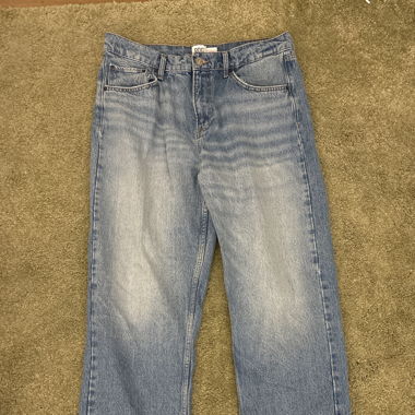 Straight Jeans