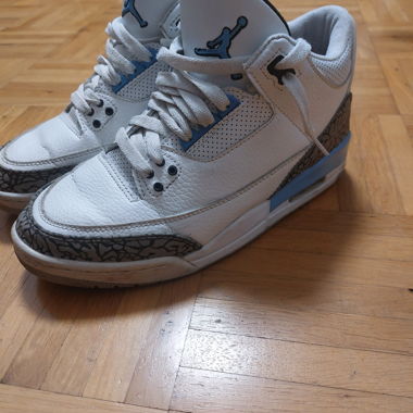 Air Jordan 3 (Grösse 39)