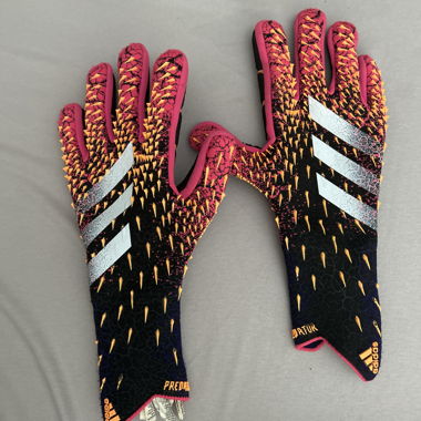 Adidas Predator Goalie Gloves