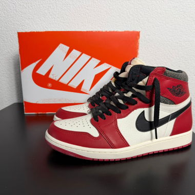Air Jordan 1 Retro High OG Chicago Lost and Found