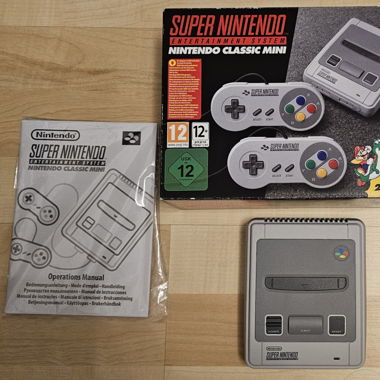 SNES Classic Mini con 368 giochi installati