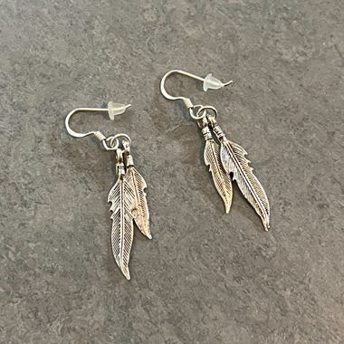 Silver Feder earrings