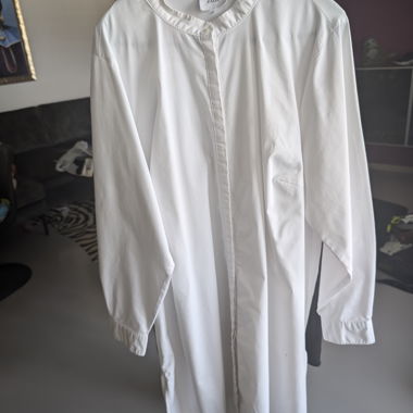 Vestito camicia bianco Zizzi con collo alla coreana