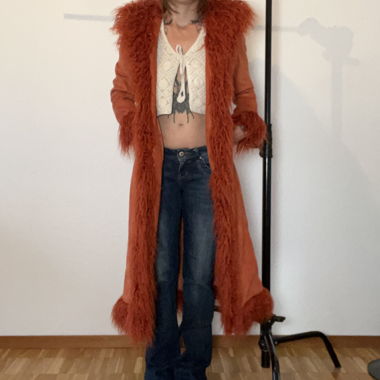 Urban Outfitters Afghanmantel Kunstfell