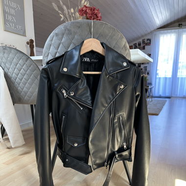 Zara Kunstlederjacke