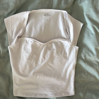 Top d'été Hollister