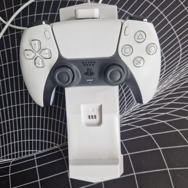 Stazione di ricarica per controller PS5