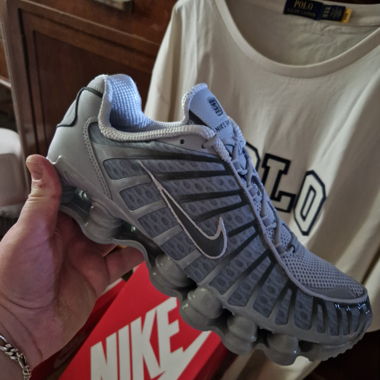 Baskets Nike Shox