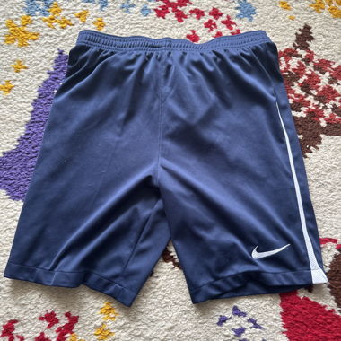 Short de sport Nike