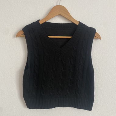 Top noir sans manches en maille – Shein T36