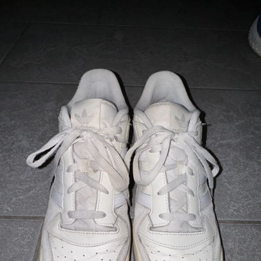 Adidas forum low beige