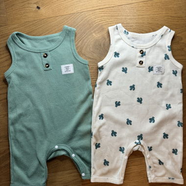 Body bébé avec motif de cactus