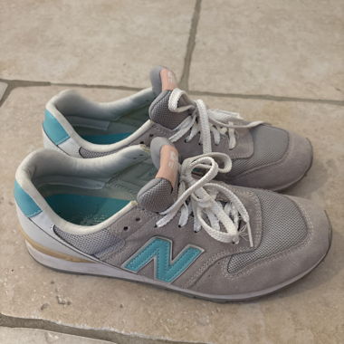 New Balance 996