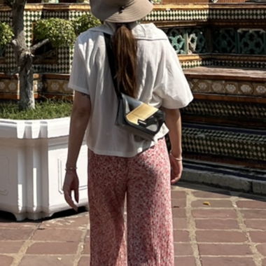 Pantalon fluide plissé à jambes larges floral
