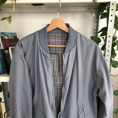 Leichte Jacke, reversibel