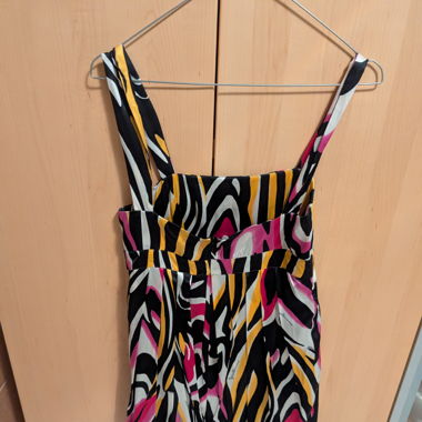 Gestreiftes Kleid
