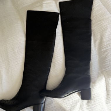 Stivali Chanel con tacco