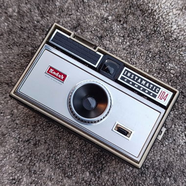 Kodak Instamatic 104 - Fotocamera vintage degli anni '60
