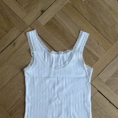 Brandy melville top