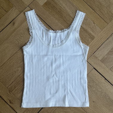 Brandy melville top