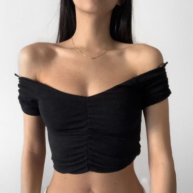 Schwarzes Top